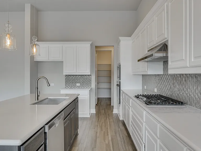 708 Blueberry Way — Photo 13