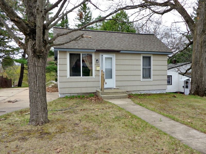 1st image of 541 Lexington St