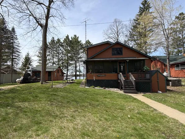 8883 Paradise Beach Rd, Brainerd, MN 56401