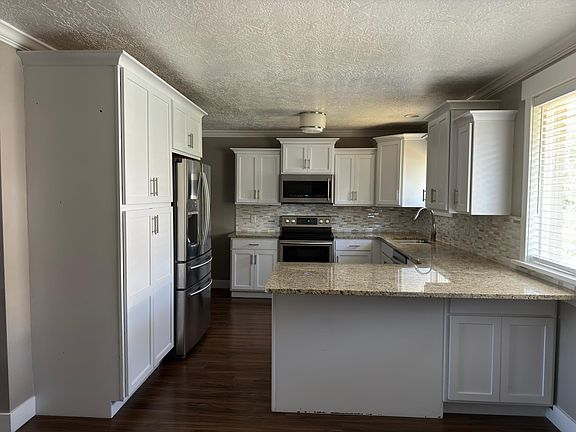 2nd image of 2758 E Fort Union Blvd