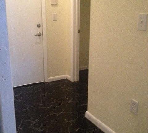 Marble tile in the hallway