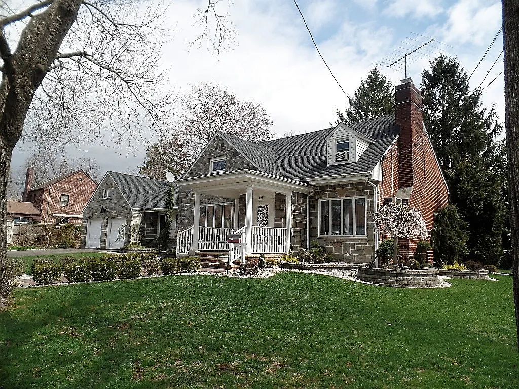 217 Swarthmore Rd photo 1
