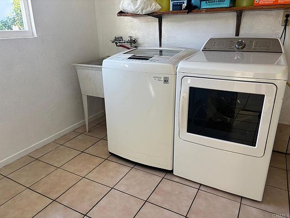 5th image of 735 Belvia Ln #735