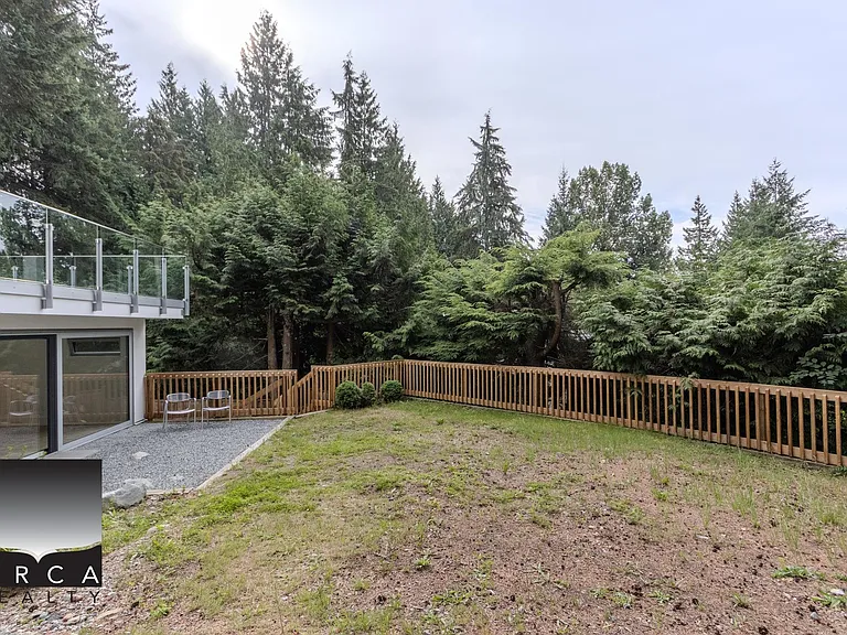 1060 Highland Dr — Photo 20