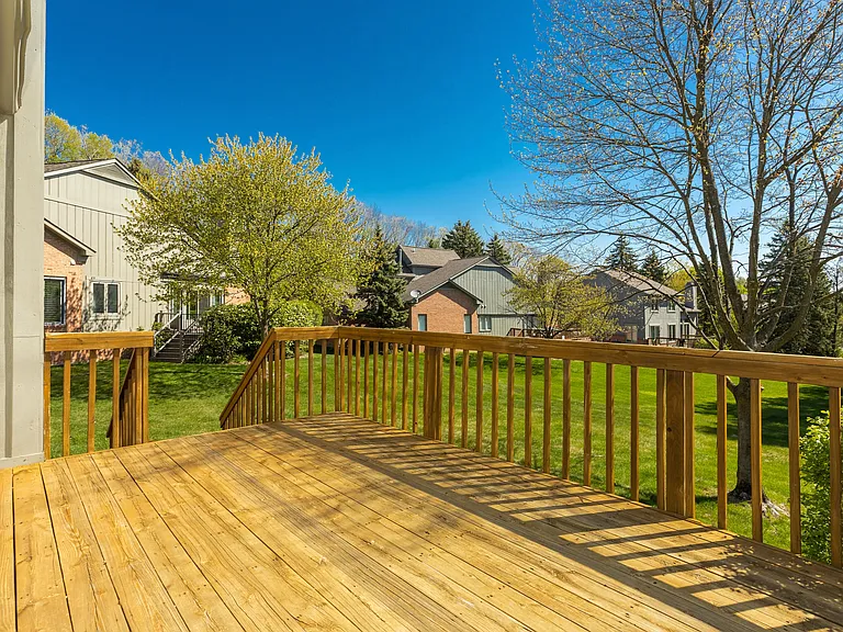 37743 Avon Ln — Photo 30