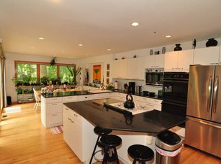 124 Westervelt Ave, Tenafly, NJ 07670
