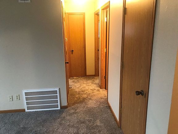 3rd image of 1231 N Dakota Ave #7