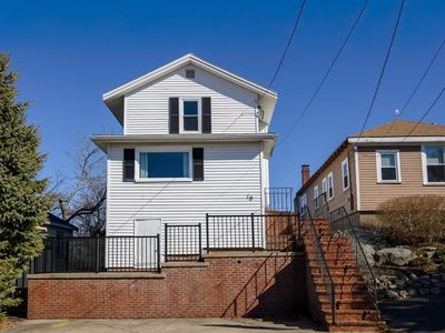 18 Wyola Rd, Hull, MA, 02045