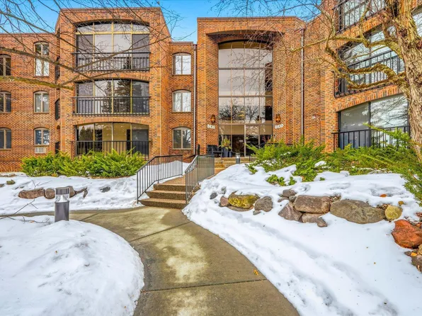 8430 Pennsylvania Rd APT 216, Bloomington, MN 55438