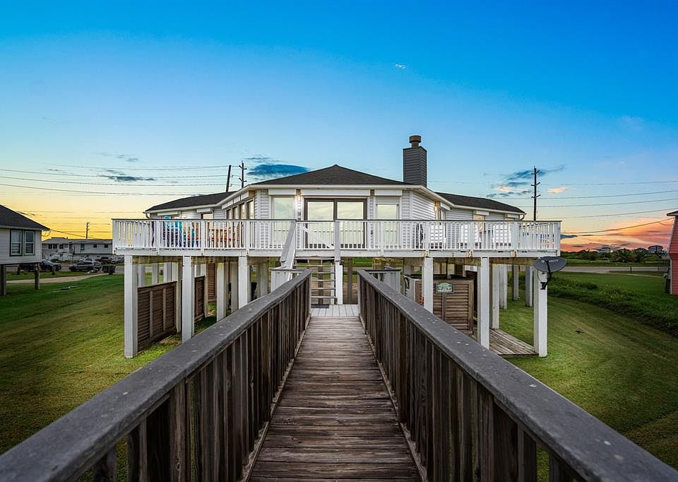 23215 Termini San Luis Pass Road, Bay Harbor â Galveston. Beautiful 5 spacious bedrooms and 3 full bathrooms. Walk right onto the beach with a priva