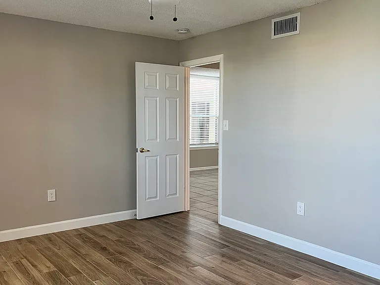 526 Orange Dr #25 — Photo 16