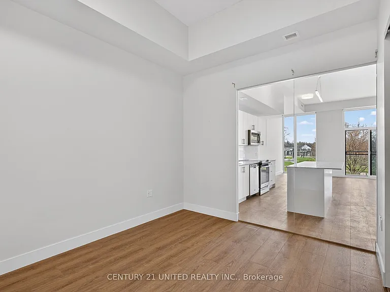 475 George St N #329 — Photo 31