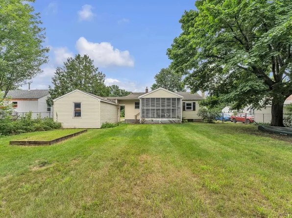 52 Green Acres Drive, Burlington, VT 05408