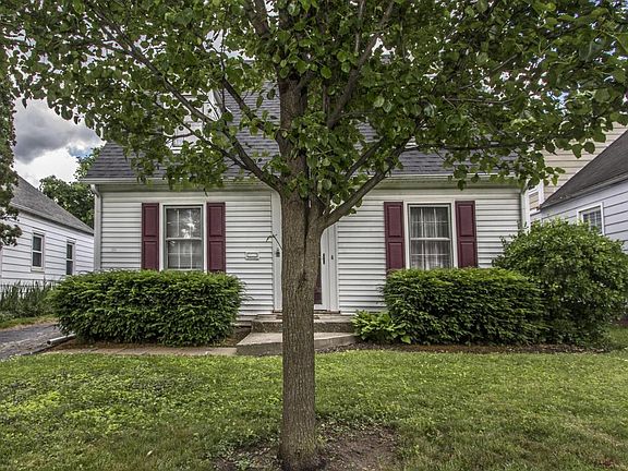 2nd image of 2790 Kensington Pl E