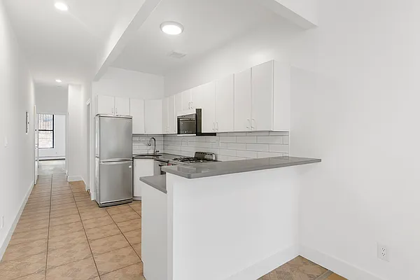 Rented by Modern Spaces | media 1