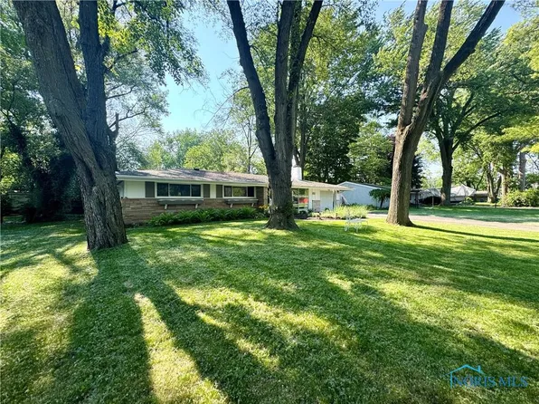 3011 Wicklow Dr, Toledo, OH 43606