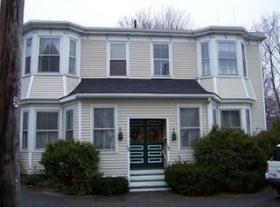 16 Strong St, Newburyport, MA 01950