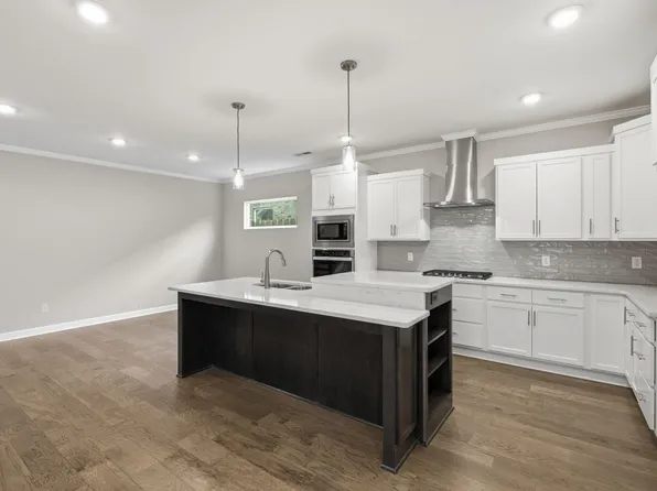 6221 Crawford Dr, Hermitage, TN 37076