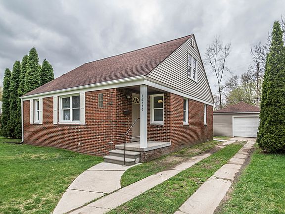 3rd image of 16579 Five Points St
