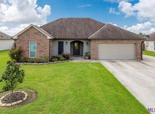 4635 Aubrey Ann Dr, Addis, LA 70710