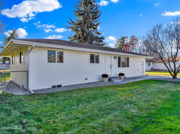1810 W Honeysuckle Ave, Hayden, ID 83835