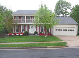 10705 Oakenshaw Ct, Burke, VA 22015