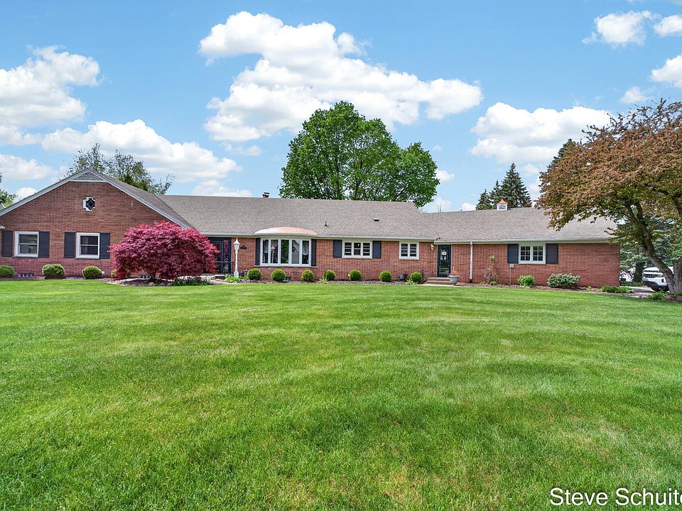 1st image of 3109 S Bluff Ct