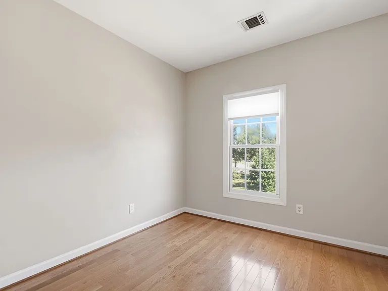 25384 Herring Creek Dr — Photo 17