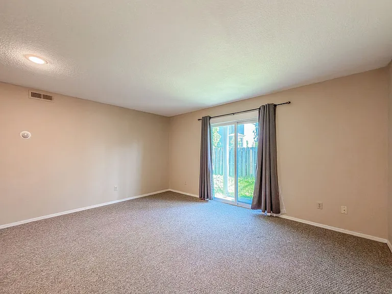 501 May Ave #1 — Photo 3