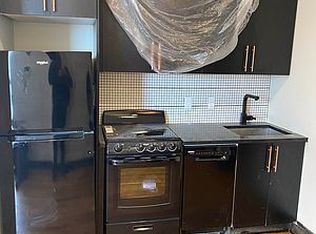 1662 Woodbine St APT 2R, Ridgewood, NY 11385