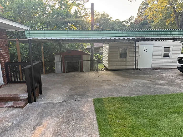 Harrison Ave — Photo 4