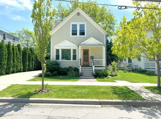 717 Elm St, Park Ridge, IL 60068