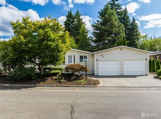 922 243rd St SW, Bothell, WA 98021