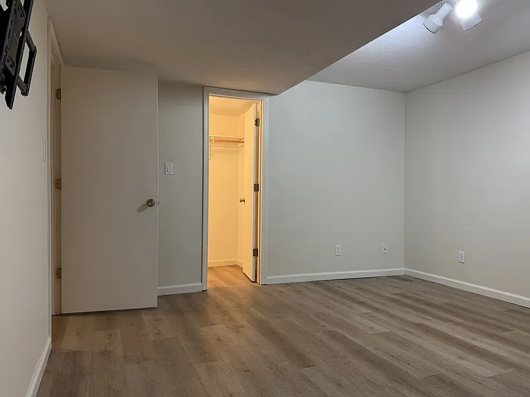 5406 SW 11th St — Photo 19