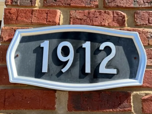1912 Igou Crossing Dr, Chattanooga, TN 37421