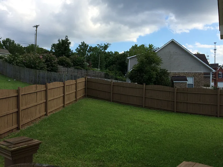 102 Otterman Ct — Photo 4