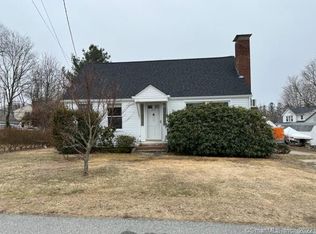 228 Lestertown Rd, Groton, CT 06340