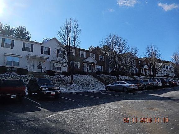 5th image of 417 Laurence Ln