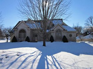 350 Tremont Ln, Valparaiso, IN