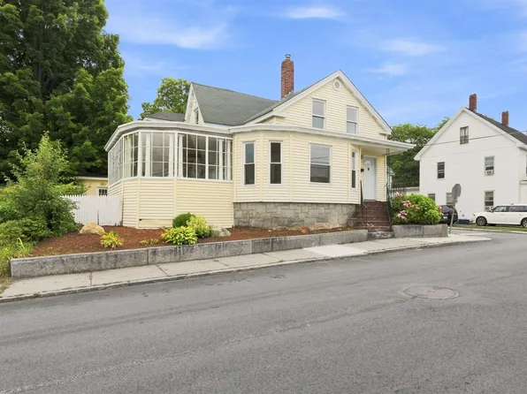 18 Summer Street, Nashua, NH 03064