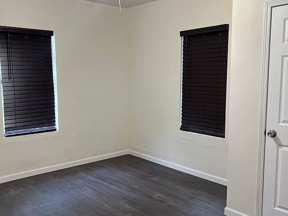 5th image of 3609 Avenue I
