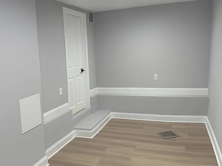 6820 Marsden St — Photo 2
