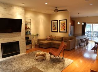 1320 W Fillmore St #B, Chicago, IL 60607