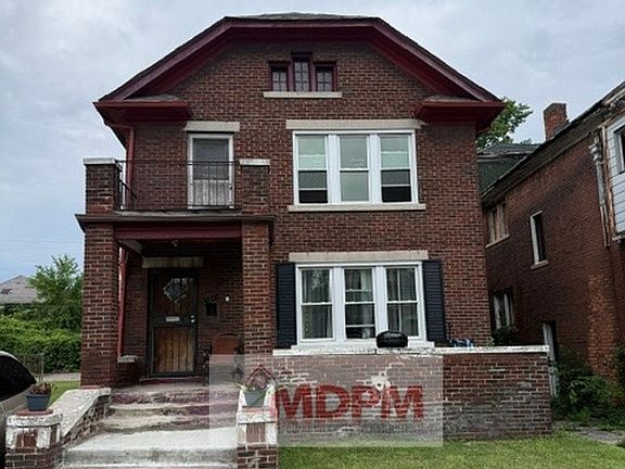 2nd image of 3244 Tuxedo St #2