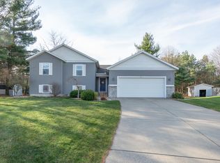 5345 Justin Ct, Muskegon, MI 49441