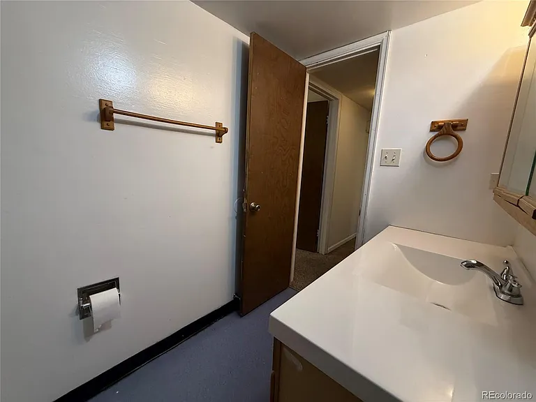 4641 S Lowell Blvd — Photo 20