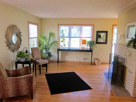 Sunny main level living room!