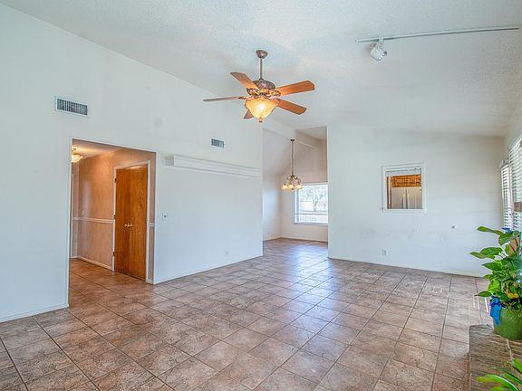 5th image of 4901 Brazos Ave