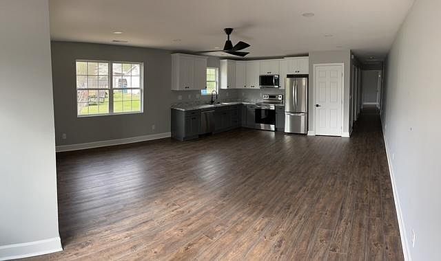 Kitchen/living room area