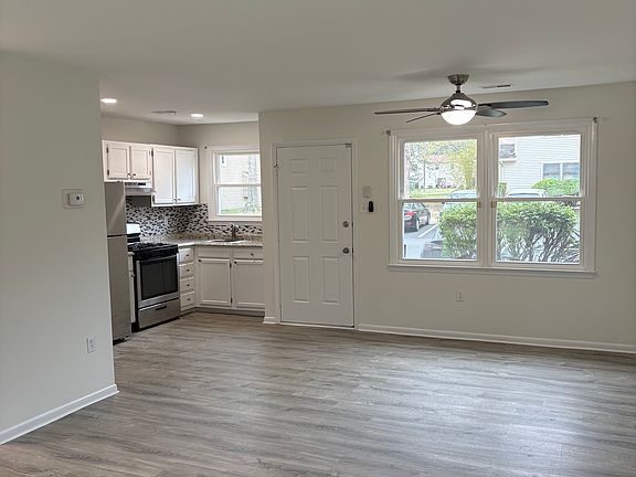 5th image of 60 Tavistock Dr